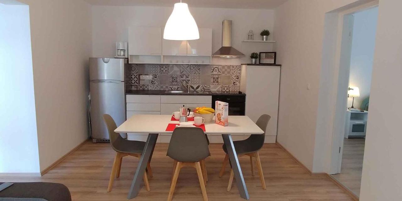 Apartments In Njivice/Insel Krk 34038 Екстер'єр фото