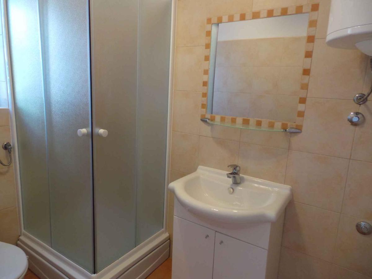 Apartments In Njivice/Insel Krk 34038 Екстер'єр фото