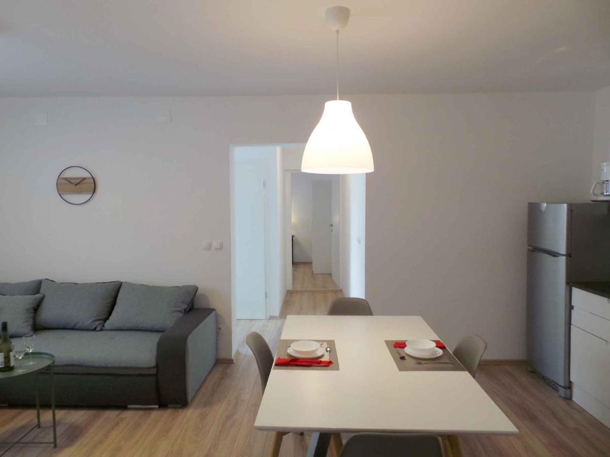 Apartments In Njivice/Insel Krk 34038 Екстер'єр фото