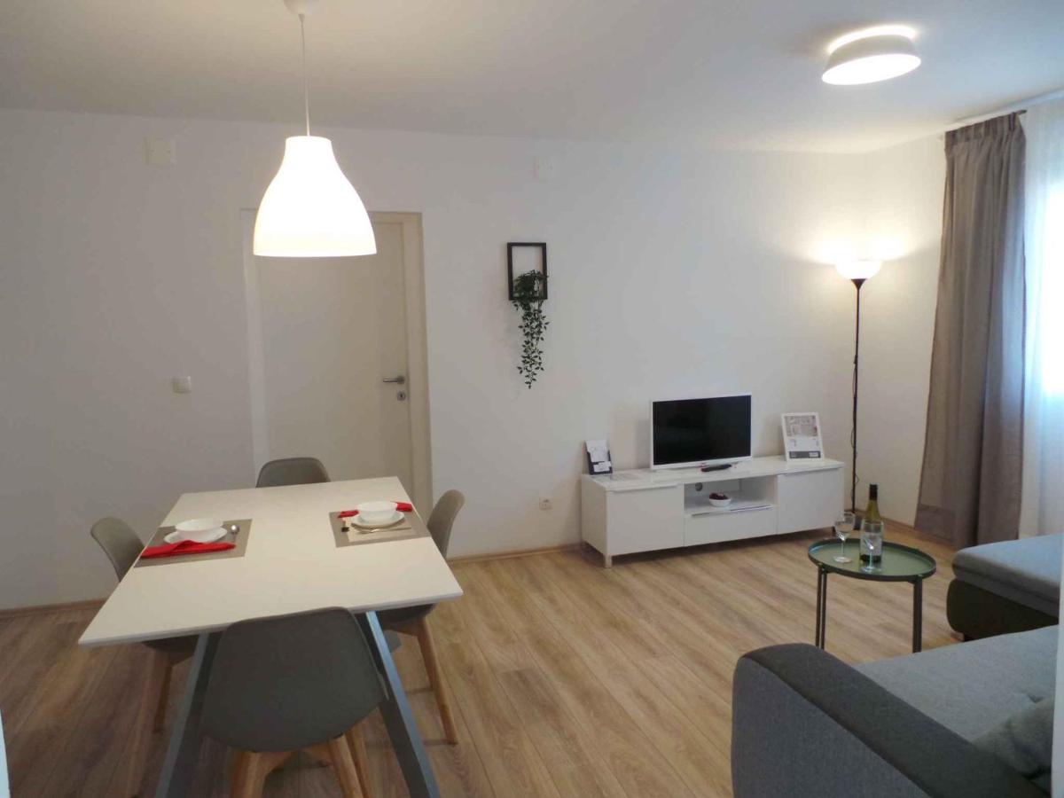 Apartments In Njivice/Insel Krk 34038 Екстер'єр фото